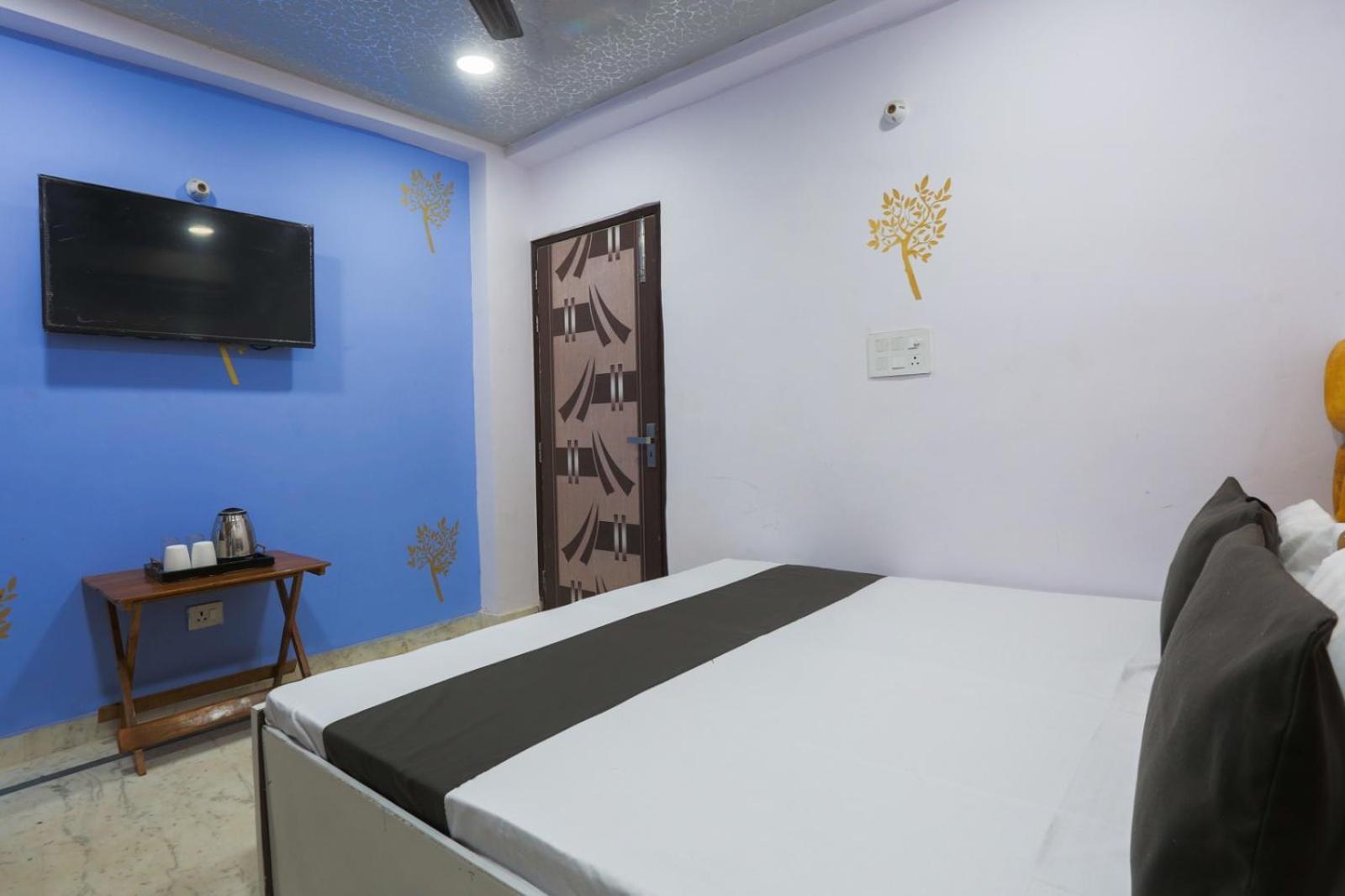 Flips With Mykonos Guest House New Delhi Exterior photo